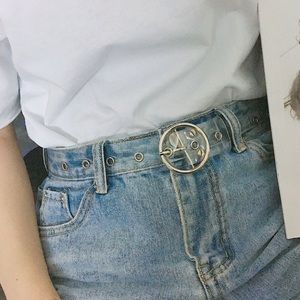 Clear belt